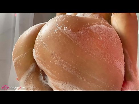 ❤️ Brünette masturbiert Muschi mit Vibrator zu intensivem Orgasmus in der Dusche ☑ Anal video bei de.hdpornpics.ru
